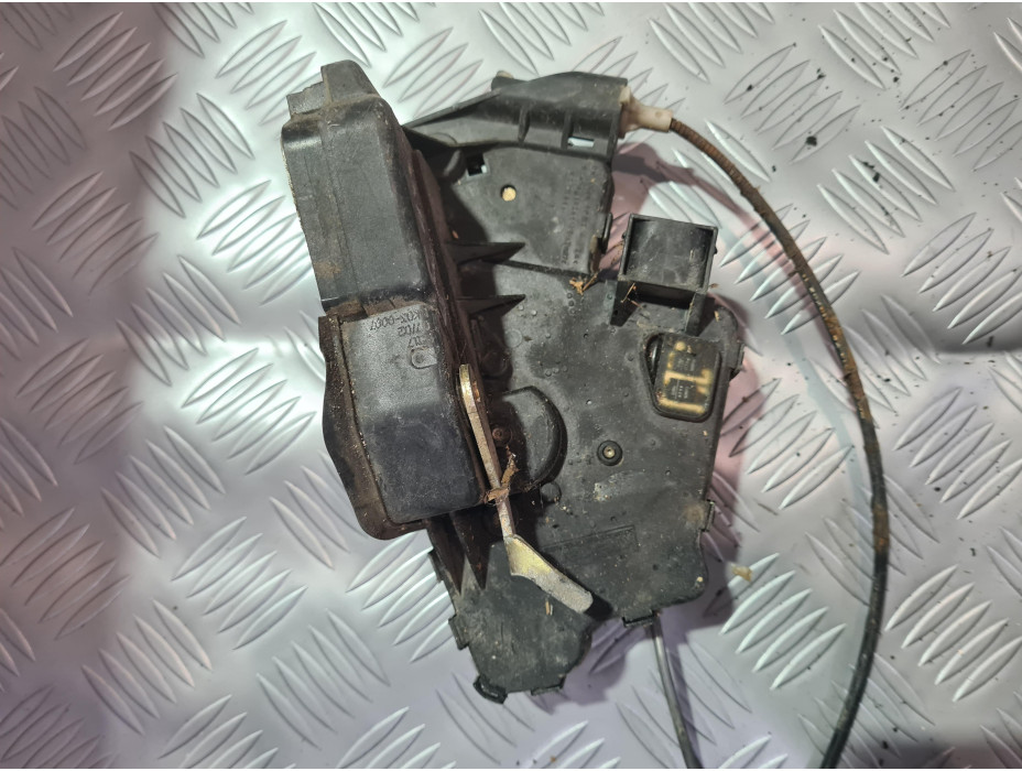 Задна лява брава за BMW E46 Sedan