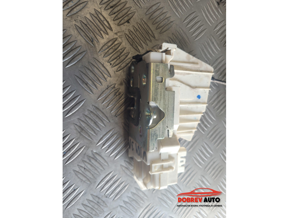 Задна лява брава за Mercedes ML 320 W164