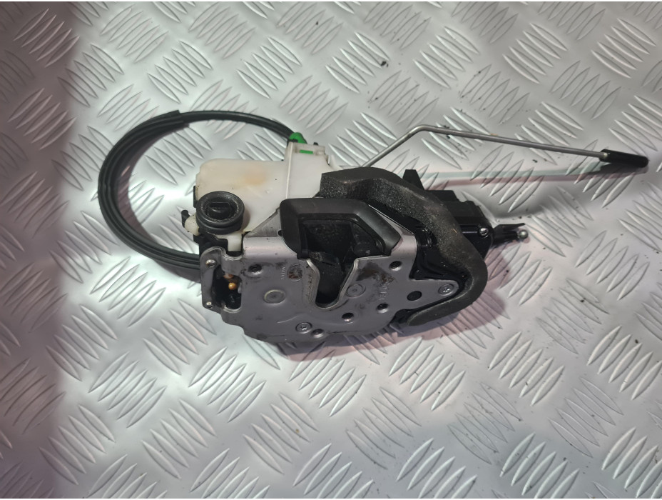 Задна лява брава за Opel Insignia A