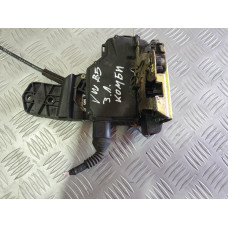 Задна лява брава за VW Passat B5 1.8 T комби