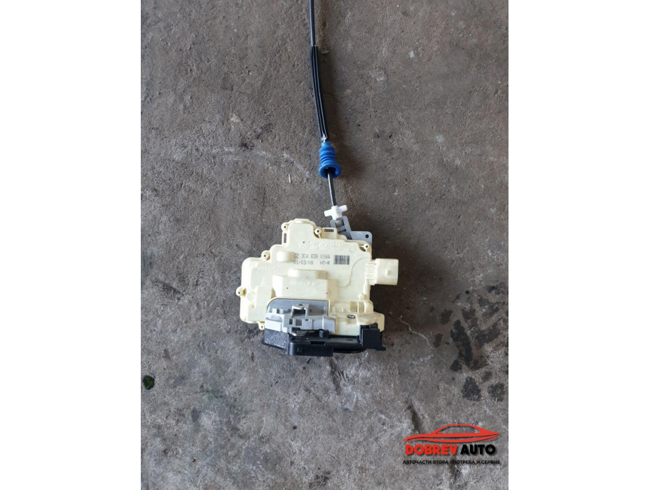 Задна лява брава за VW Touran 1T