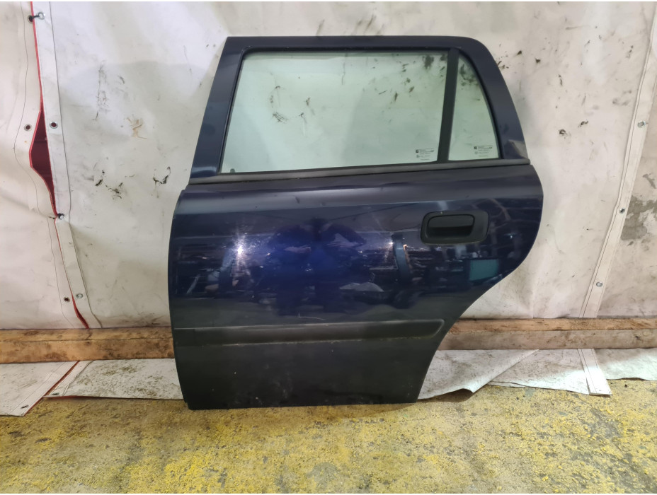 Задна лява врата- оборудвана за Opel Astra G 2.0 DTI Задна лява врата- оборудвана за Opel Astra G 2.0 DTI