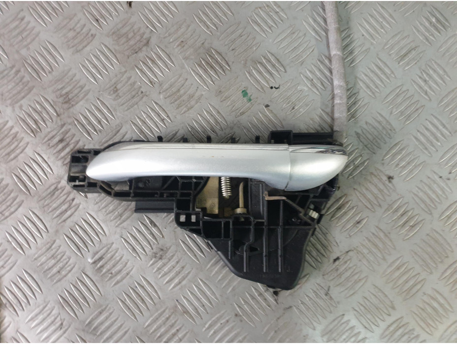 Задна лява външна дръжка за Mercedes ML 280 CDI W164