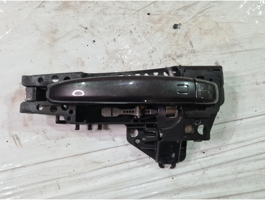 Задна лява външна дръжка за Ауди А4 Б8 / Audi A4 B8 2.0 TD комби