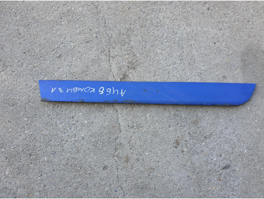 Задна лява външна лайсна - долна за Audi A4 B6 - Комби