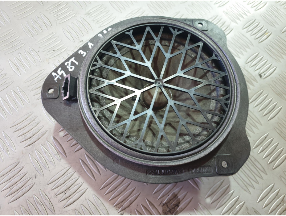 Задна лява тонколона за Ауди А5 8Т 2.7TDI