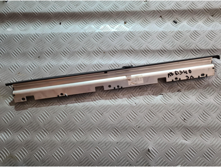 Задна лява щора за Audi A8 D3 4.0 TDI Задна лява щора за Audi A8 D3 4.0 TDI