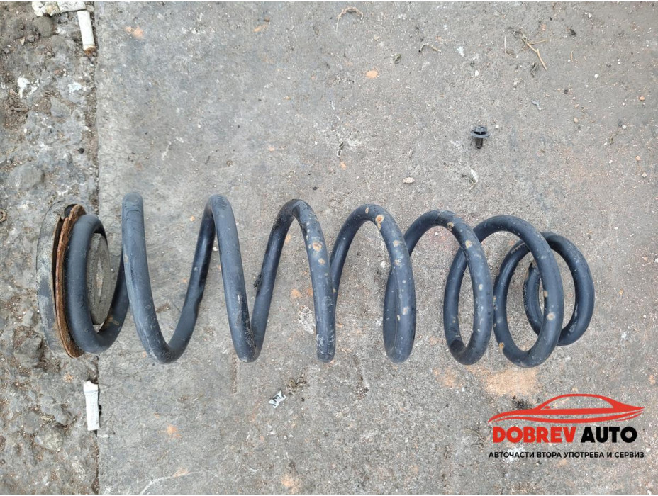 Задна пружина за VW Golf MK5