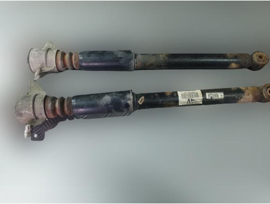 Задни амортисьори за Audi A5 8T 2.7TDI