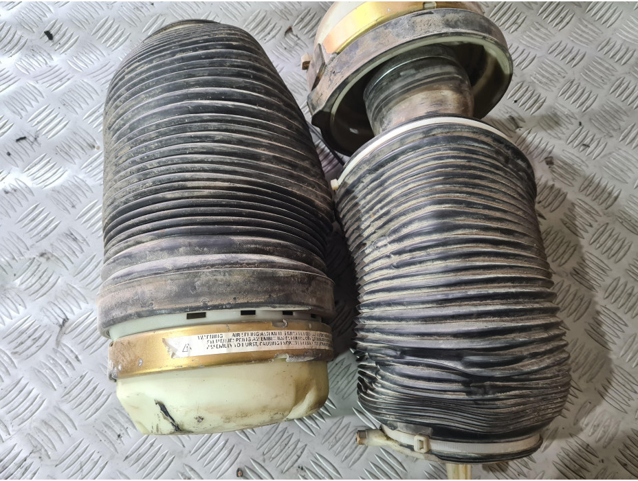 Задни въздушни възглавници за Audi A6 C6 3.2 FSI Quattro