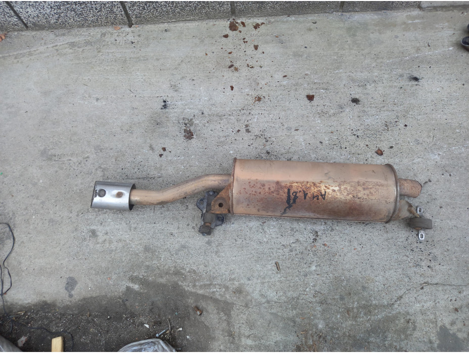 Задно гърне за Audi A4 B5 1.8 i