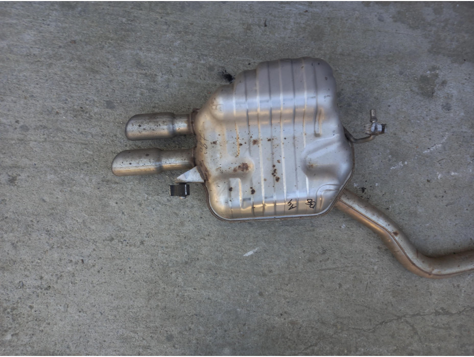 Задно гърне за Audi A4 B8 2.0 TDI