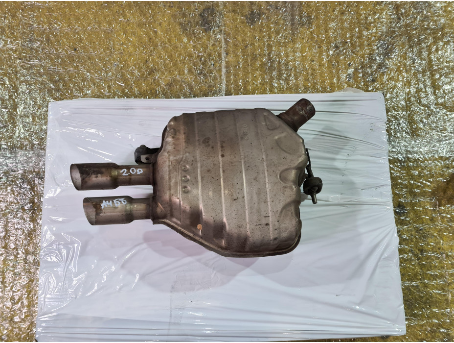 Задно гърне за Ауди А4 Б8 / Audi A4 B8 2.0 TDI комби Задно гърне за Ауди А4 Б8 / Audi A4 B8 2.0 TDI комби