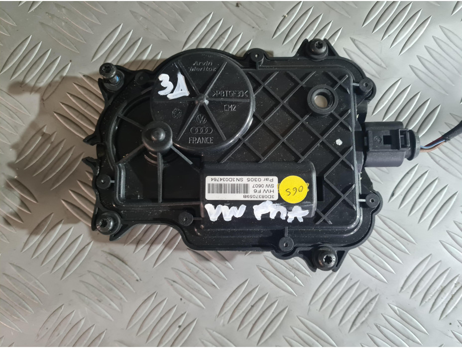 Задно дясно моторче за брава с вакуум за VW Phaeton