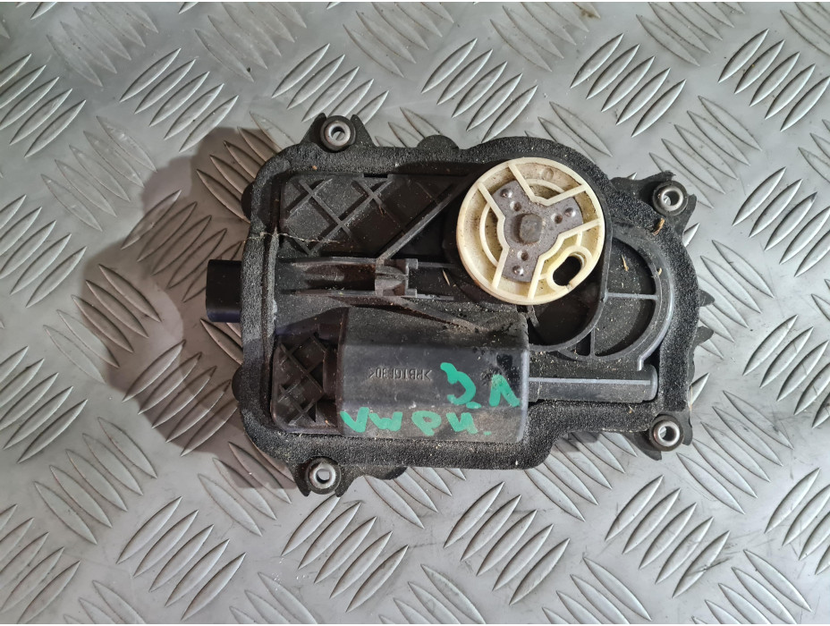 Задно ляво моторче за вакуум за VW Phaeton