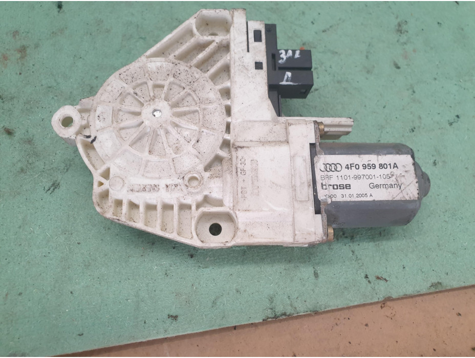 Задно ляво моторче за ел. стъкло за Audi A6 4F