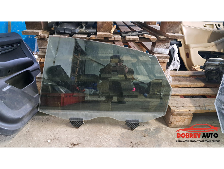 Задно ляво стъкло за Audi Q7 4L