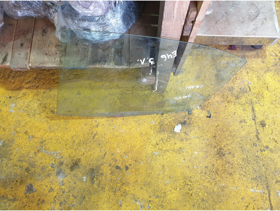 Задно ляво стъкло за BMW E46 Sedan