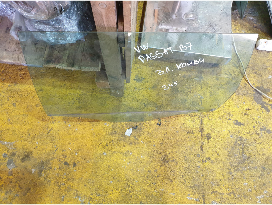 Задно ляво стъкло за Фолксваген Пасат Б7 / VW Passat B7 2.0 TDI