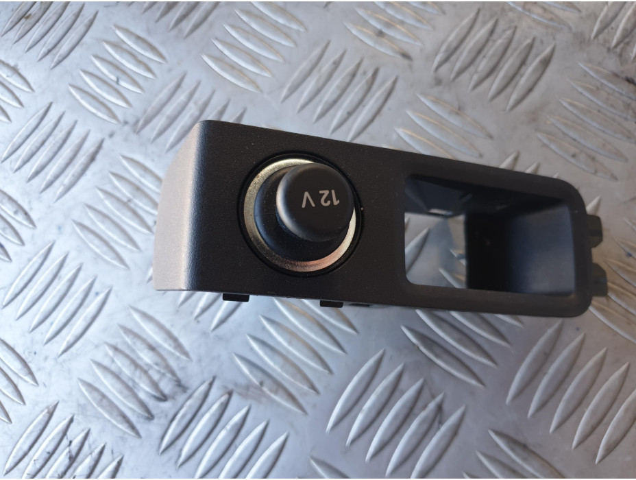 Запалка за Audi A3 8Y sedan Запалка за Audi A3 8Y sedan