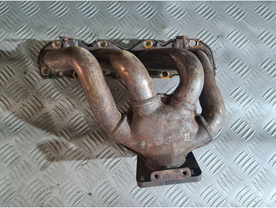 Изпускателен колектор за VW Golf 5 1.6FSI