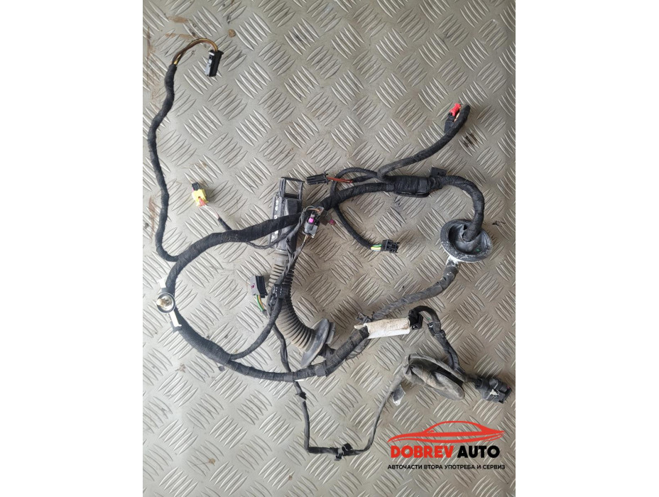 Инсталация врата (предна лява) за Audi A8 D4 3.0 TDI