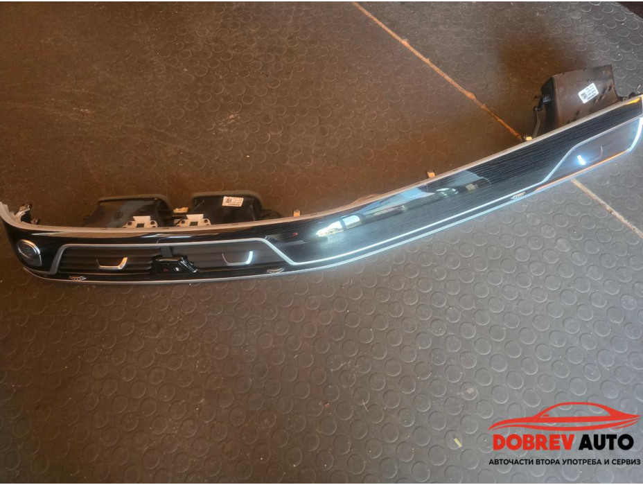 Интериорна лайсна (табло с духалка) за BMW 7 G11 Интериорна лайсна (табло с духалка) за BMW 7 G11