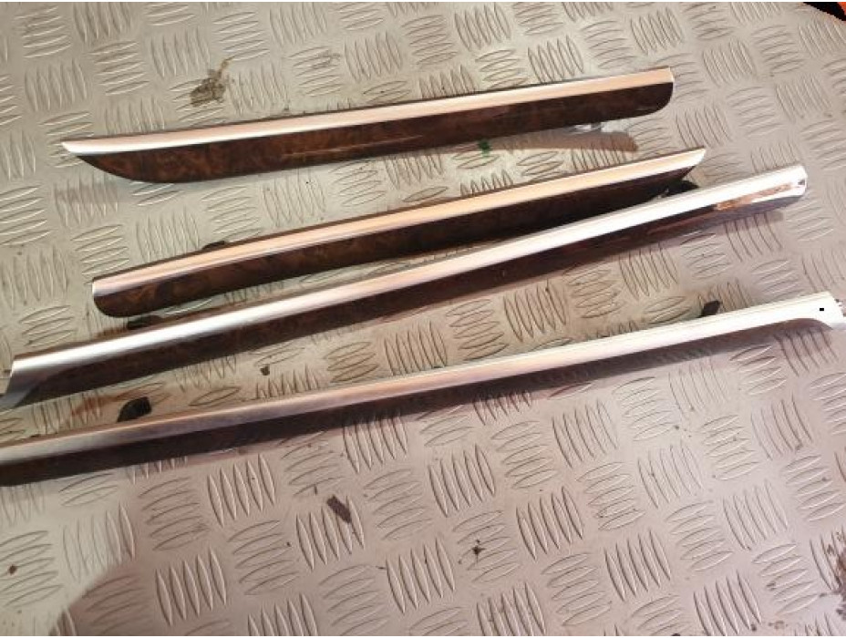 Интериорни лайсни за Audi A5 8T 2.7TDI Coupe Интериорни лайсни за Audi A5 8T 2.7TDI Coupe