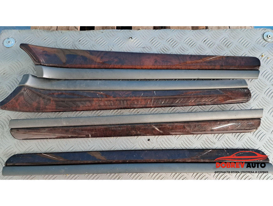 Интериорни лайсни за вратите за Audi A8 D3 Интериорни лайсни за вратите за Audi A8 D3