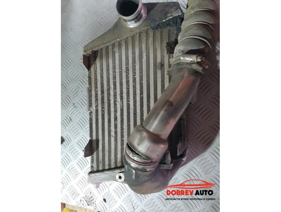 Интеркулер (десен) за Audi A8 D3 4.2 TDI