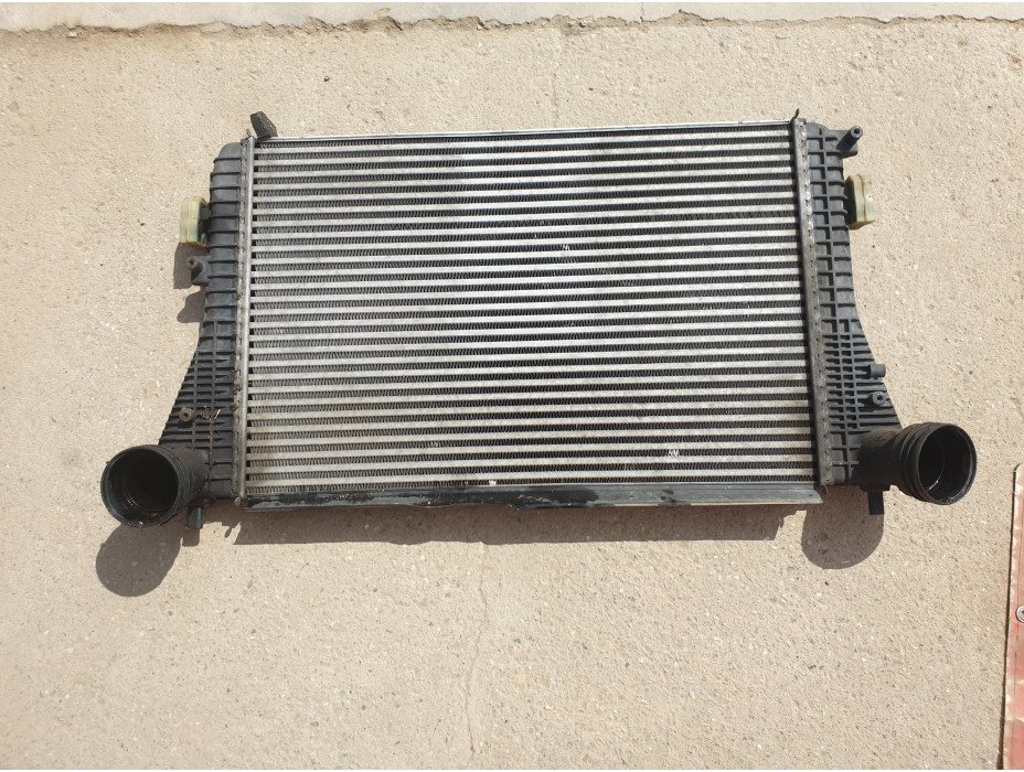 Интеркулер за VW Passat CC 2.0TSI Интеркулер за VW Passat CC 2.0TSI