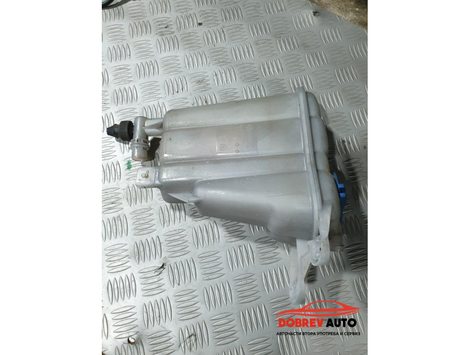 Казанче антифриз за Audi A5 8T 2.7 TDI