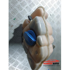 Казанче антифриз за Audi A8 D3 Казанче антифриз за Audi A8 D3