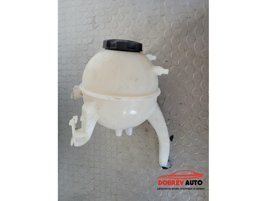 Казанче антифриз за BMW X3 G01 Казанче антифриз за BMW X3 G01