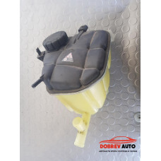 Казанче антифриз за Mercedes ML Class W164 350 CDI Казанче антифриз за Mercedes ML Class W164 350 CDI