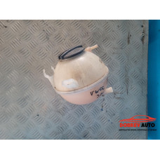 Казанче антифриз за VW CC 2.0 TDI Казанче антифриз за VW CC 2.0 TDI