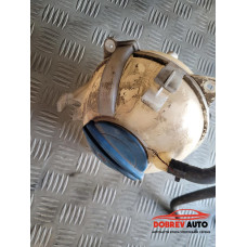 Казанче антифриз за VW Passat B6 2.0 TDI Казанче антифриз за VW Passat B6 2.0 TDI