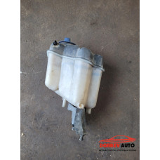 Казанче антифриз за VW Phaeton 3.0 TDI Казанче антифриз за VW Phaeton 3.0 TDI