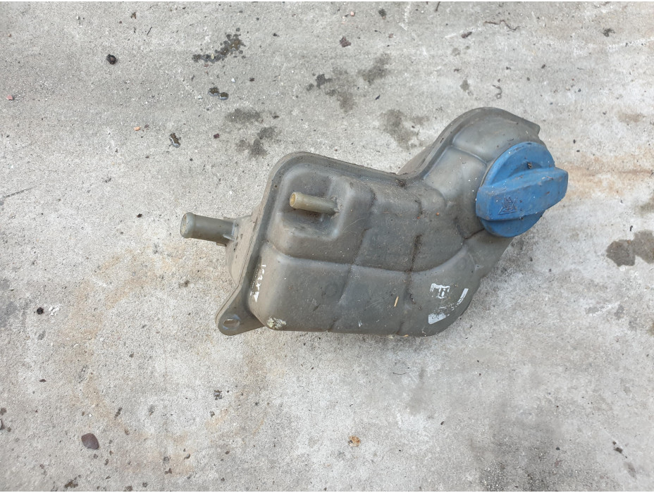 Казанче за антифриз за Audi A4 B6 Казанче за антифриз за Audi A4 B6