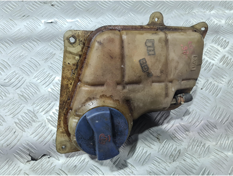 Казанче за антифриз за Audi A6 C5 2.4 i Automat Sedan