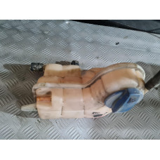 Казанче за антифриз за Audi A6 C6 2.7 TDI Quattro Казанче за антифриз за Audi A6 C6 2.7 TDI Quattro