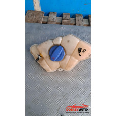 Казанче за антифриз за Audi A8 D3 4.2TDI Казанче за антифриз за Audi A8 D3 4.2TDI