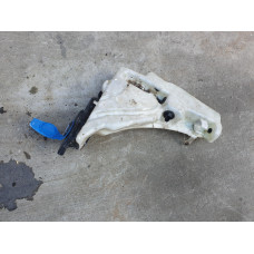 Казанче за течност за чистачки за Audi A5 8T