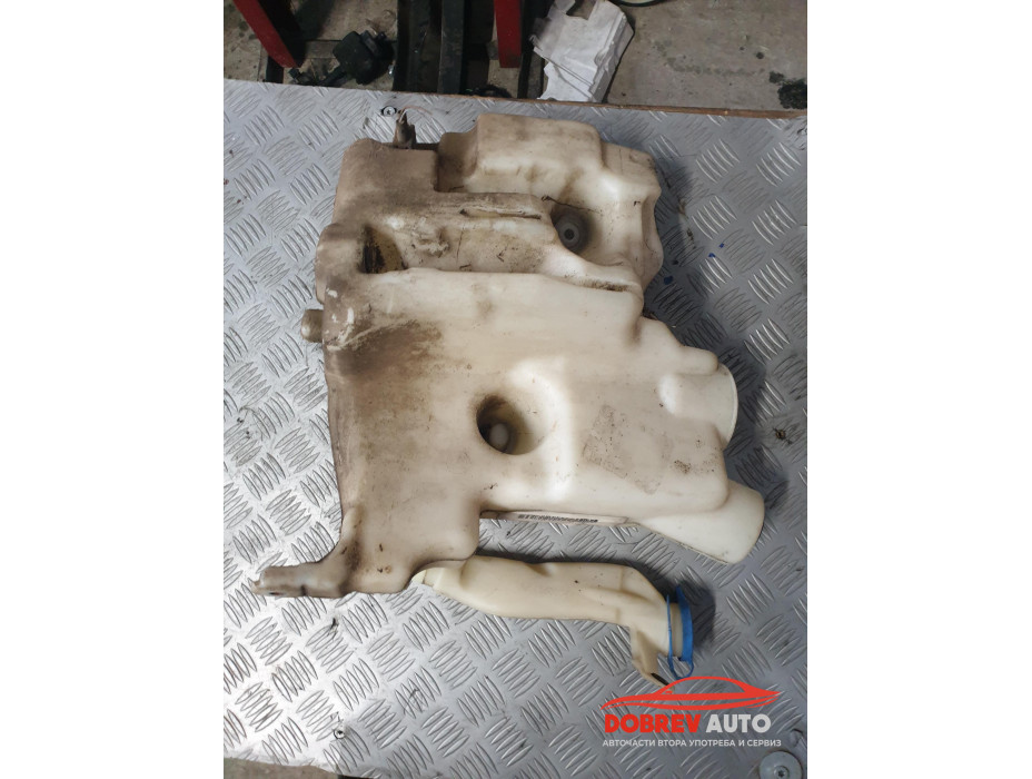 Казанче за течност за чистачки за Mercedes ML 280 CDI W164 Казанче за течност за чистачки за Mercedes ML 280 CDI W164