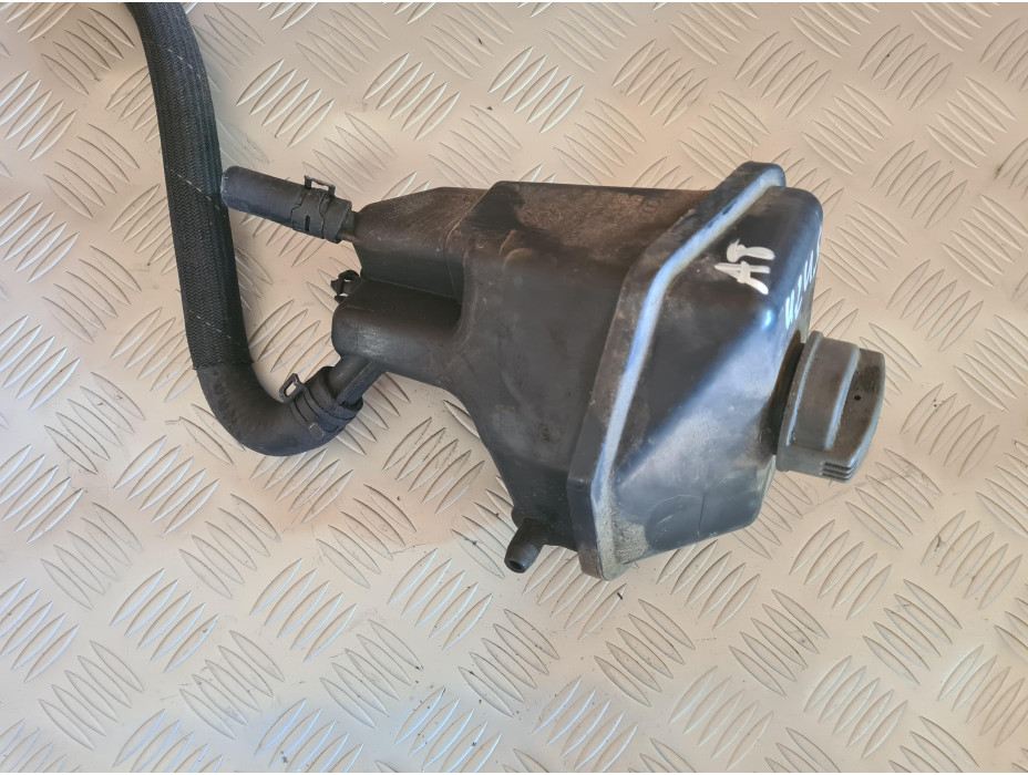 Казанче за хидравлична течност за Audi A8 D3 4.2i Long