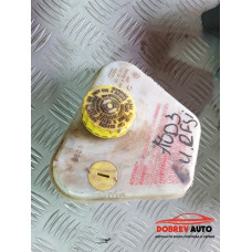 Казанче спирачна течност за Audi A8 D3 4.2 FSI Long