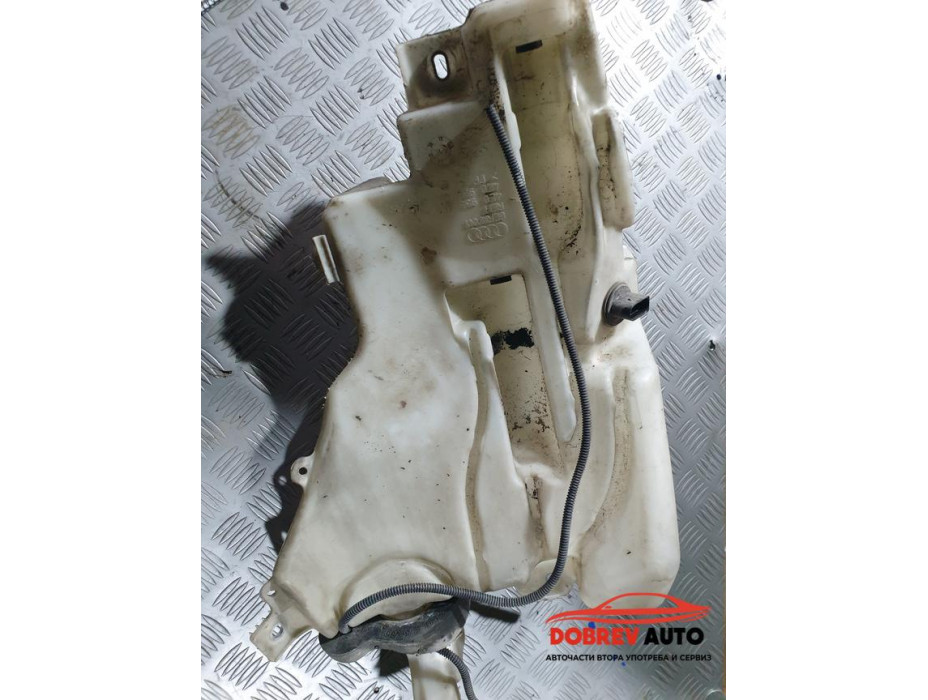 Казанче течност за чистачки за Audi A8 D3 4.2 TDI