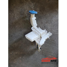 Казанче течност за чистачки за VW Passat B6