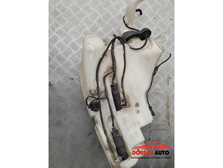 Казанче чистачки (с помпички) за Audi A8 D3