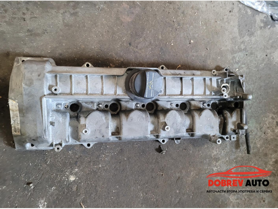 Капак за клапани за Mercedes E Class W211 270 CDI Капак за клапани за Mercedes E Class W211 270 CDI